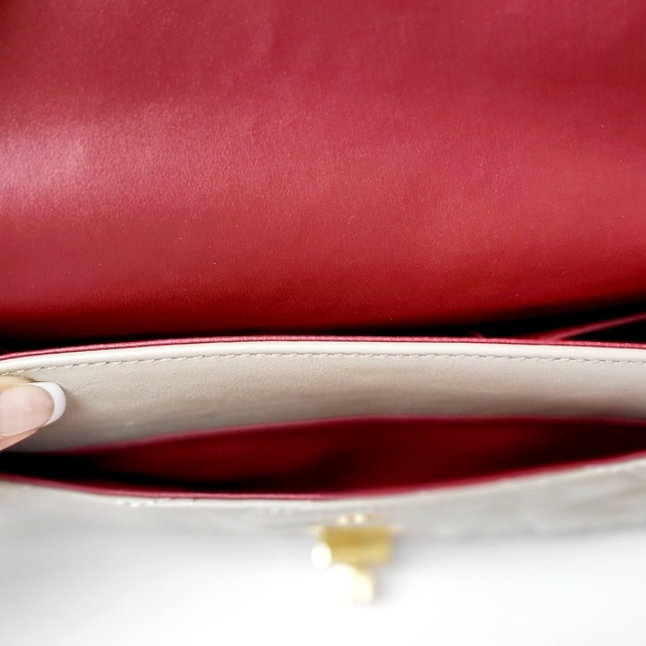 SOLD!! - Genuine Leather Handbag - Picture 5 of 6